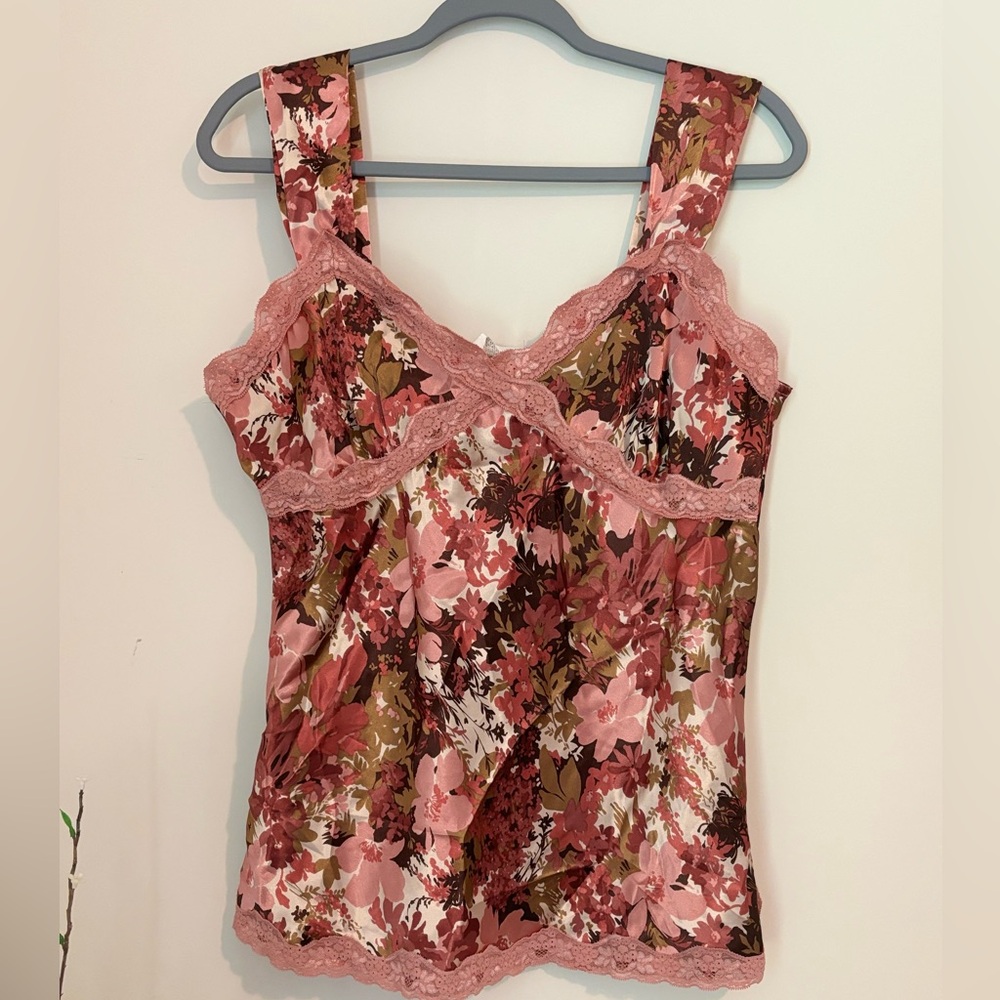 Kelly Renee Silky Floral Top